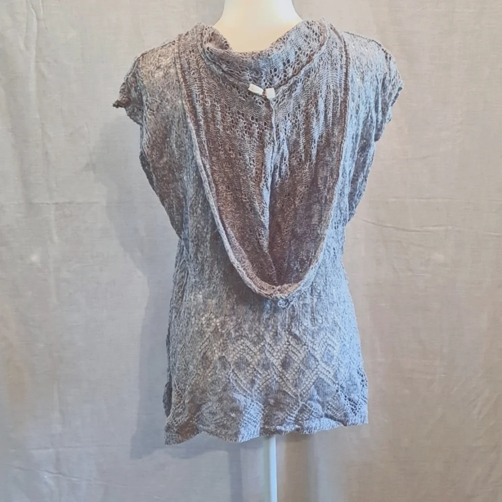 Moth SM womens sweater top gray hooded very lightweight unique - Picture 4 of 7